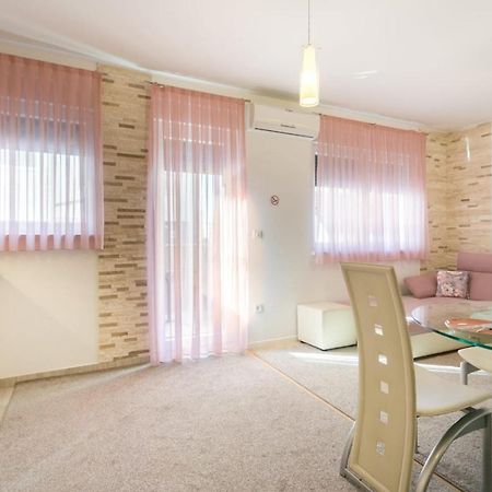Apartment Sara - Free Parking For 2 Cars 자그레브 외부 사진
