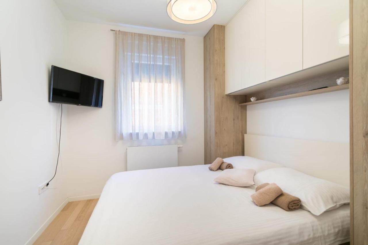 Apartment Sara - Free Parking For 2 Cars 자그레브 외부 사진